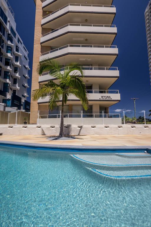 Wyuna Beachfront Holiday Apartments Gold Coast Exterior photo